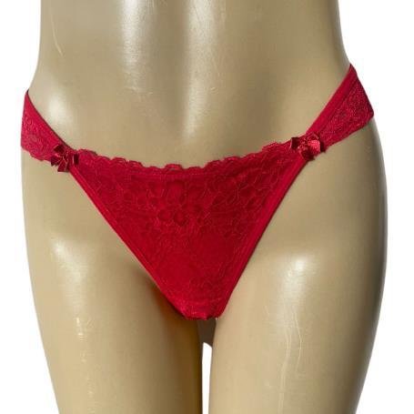 CALCINHA FIO RENDADA COM FRENTE FORRADA